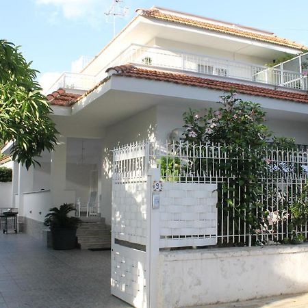 Casa Vacanza Peppino! Palermo Exterior photo