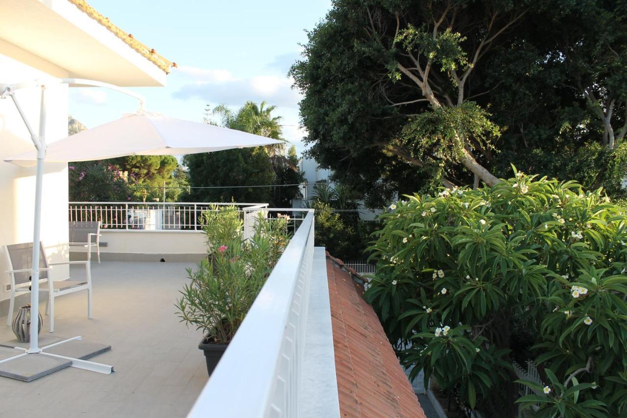Casa Vacanza Peppino! Palermo Exterior photo